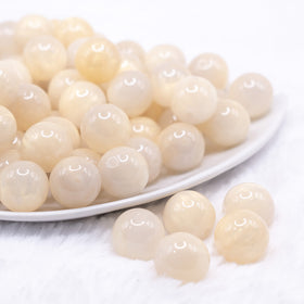 16mm Cream Luster Bubblegum Beads