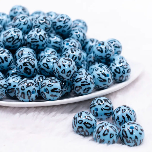 front view of a pile of 16mm Blue Leopard Print Acrylic Bubblegum Jewelry Beads