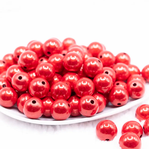front view of a pile of 16mm Red Miracle Bubblegum Bead