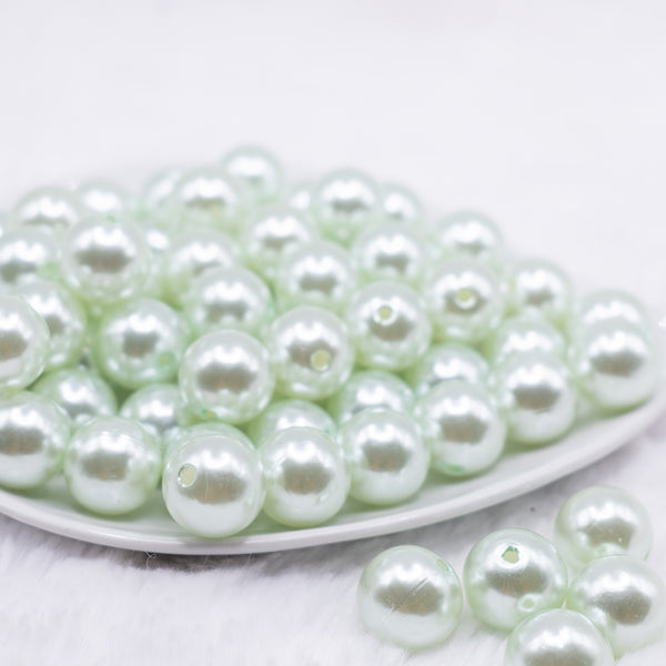 front view of a pile of 16mm Spearmint Green Faux Pearl Acrylic Bubblegum Beads