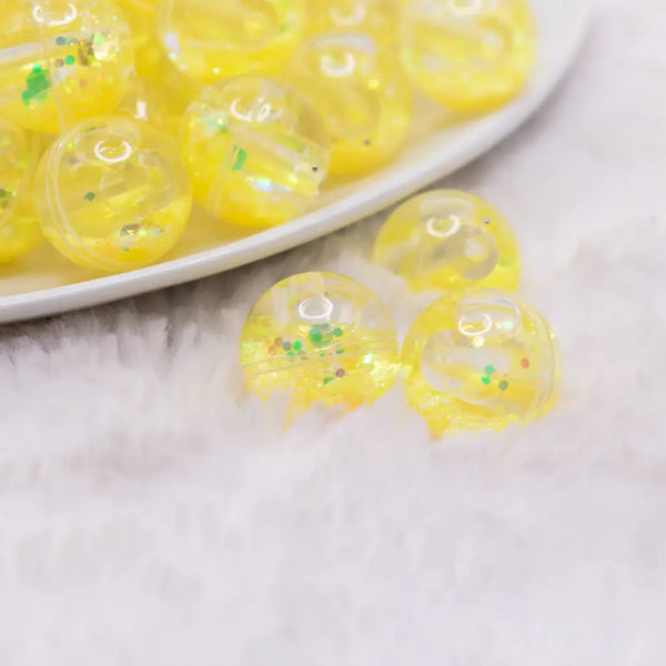 macro view of a pile of 18mm Yellow Glitter Acrylic Water Beads