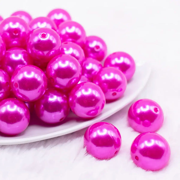 front view of a pile of 20mm Hot Pink Faux Pearl Bubblegum Beads