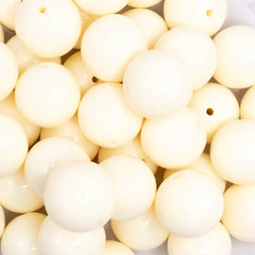 20mm Ivory Solid Bubblegum Beads