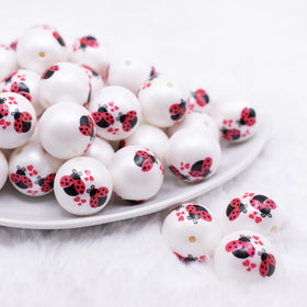 20mm Love Bug Print on Matte White Bubblegum Beads