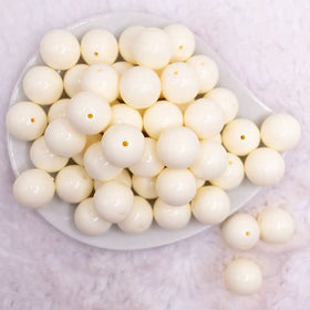 20mm Off White Solid Bubblegum Beads