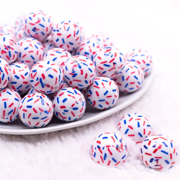 front view of a pile of 20mm Red and Blue Sprinkles Bubblegum Bead