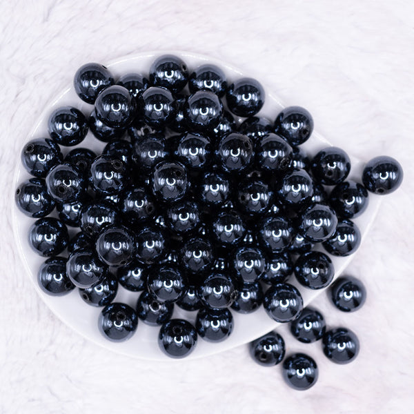 top view of a pile of 16mm Reflective Black Acrylic Bubblegum Beads