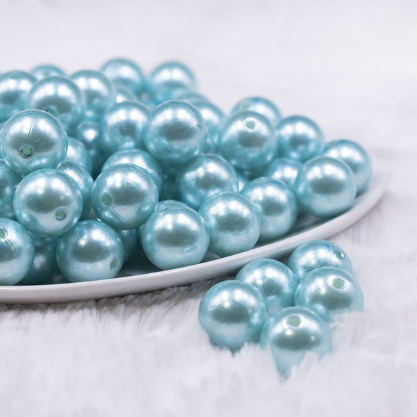 Front view of a pile of 16mm Blue Faux Pearl Acrylic Bubblegum Jewelry Beads