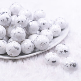 20mm Silver Splatter on White Chunky Acrylic Bubblegum Beads