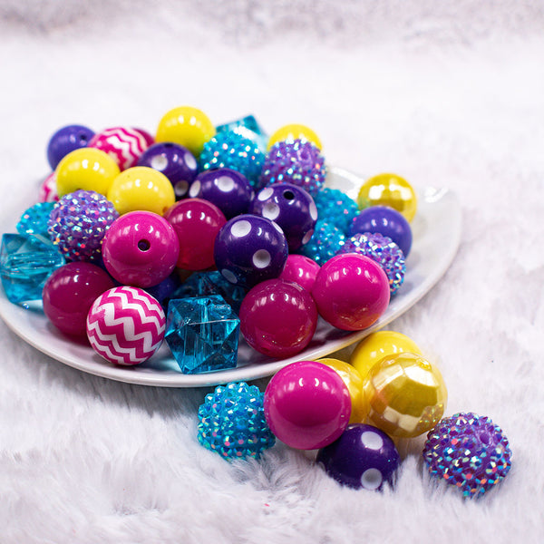 Front view of a pile of 20mm BumbleBead Easter Basket 