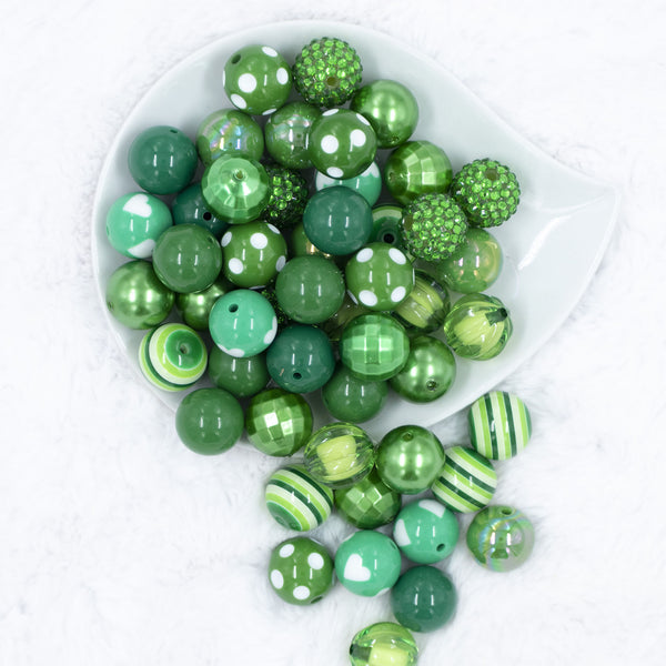 Top view of a pile of 20mm Green River Chunky Acrylic Bubblegum Bead Mix [50 Count]