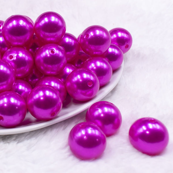 Front view of a pile of 20mm Magenta Pink Faux Pearl Bubblegum Beads