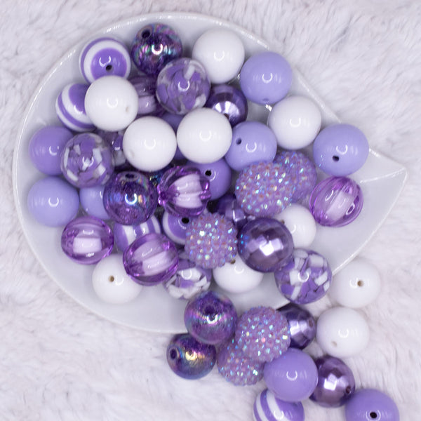 close up view of a pile of 20mm Purple Passion Chunky Bubblegum Bead Mix - 20 & 50 Count