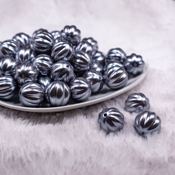 Front view of a pile of 20mm Silver Pearl Pumpkin Shaped Bubblegum Bead