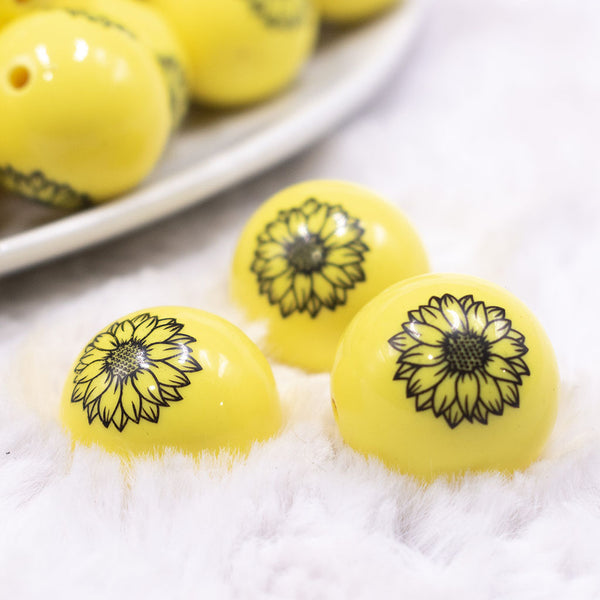 Macro view of a pile of 20mm Sunflower print on Yellow Chunky Acrylic Bubblegum Beads [10 Count]