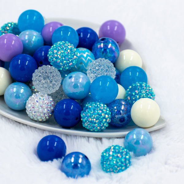 Front view of a pile of 20mm Elsa Inspired Princess Acrylic Bubblegum Bead Mix [50 Count]