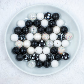 20mm Yin/Yang Black & White Bubblegum Bead Mix [20 & 50 Count]