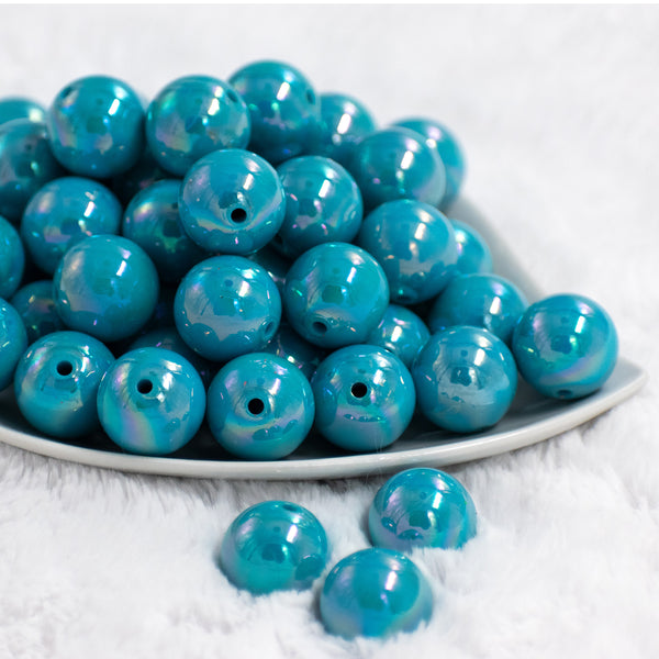front view of a pile of 20mm Ocean Blue Solid AB Bubblegum Beads