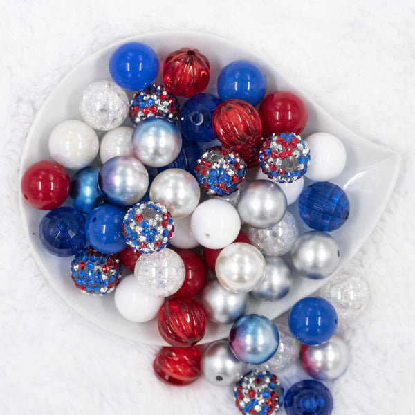 Top view of a pile of 20mm Red, White & Blue Patriotic Acrylic Bubblegum Bead Mix [50 Count]
