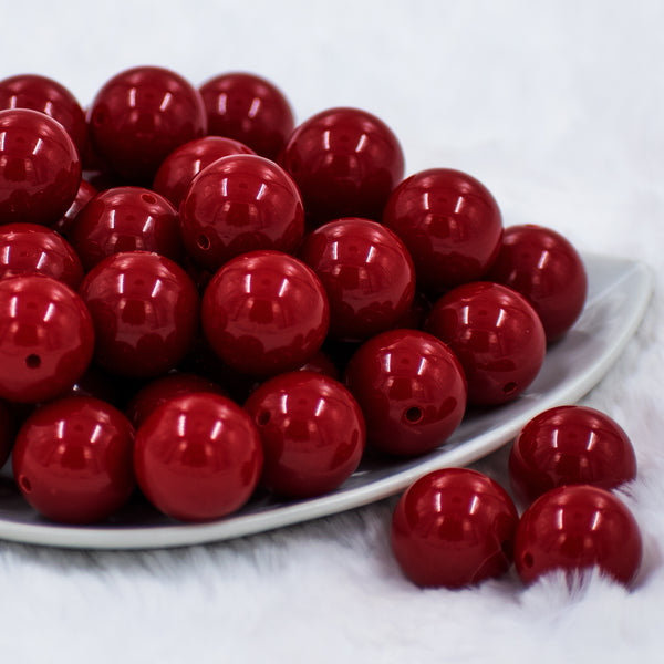 front view of a pile of 20mm Solid Cranberry Red Chunky Bubblegum Beads