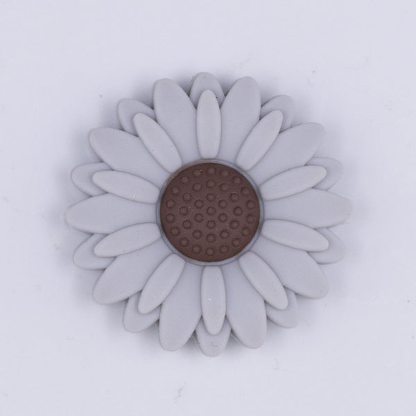 Top view of a gray 30mm silicone daisy flower beads
