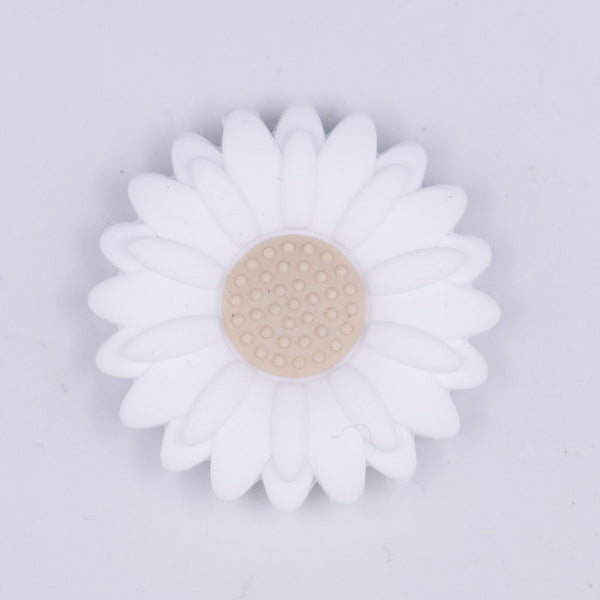 Top view of a white 30mm silicone daisy flower beads