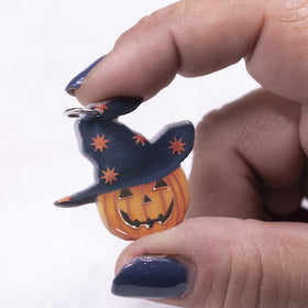 Pumpkin with Witch Hat and metal silver hoop 32x36mm
