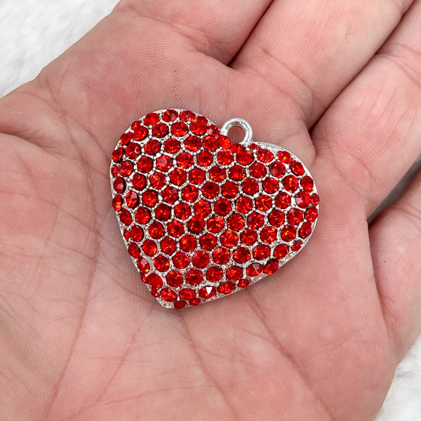 close up view of a top view of a Red Rhinestone Heart Enamel Pendant 36*32mm